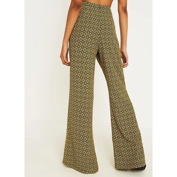 UO Geo Floral High-Rise Soft Flare Trousers - Picture 2 of 4